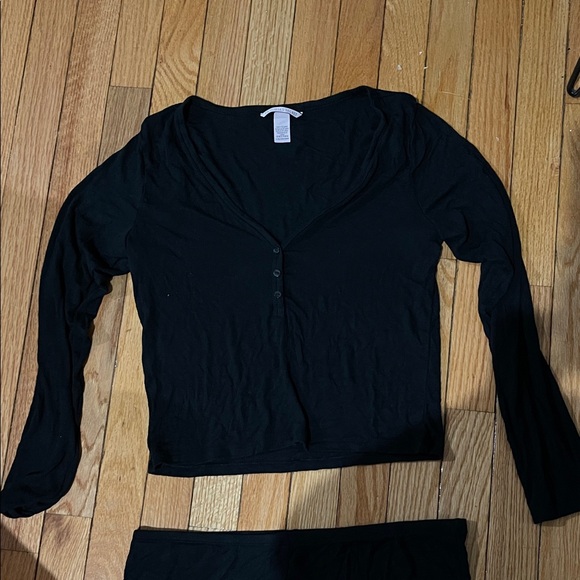 Victoria Secret Ribbed Modal Henley Set - Picture 2 of 10